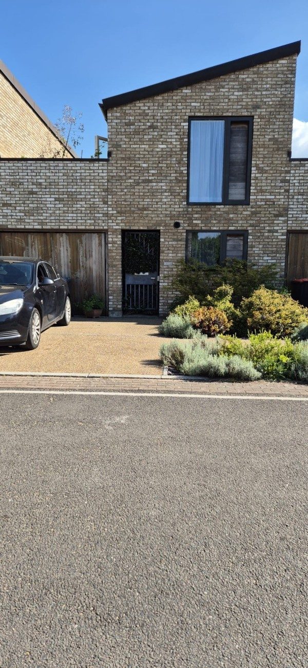 Parking on Kingfisher Way, CB2