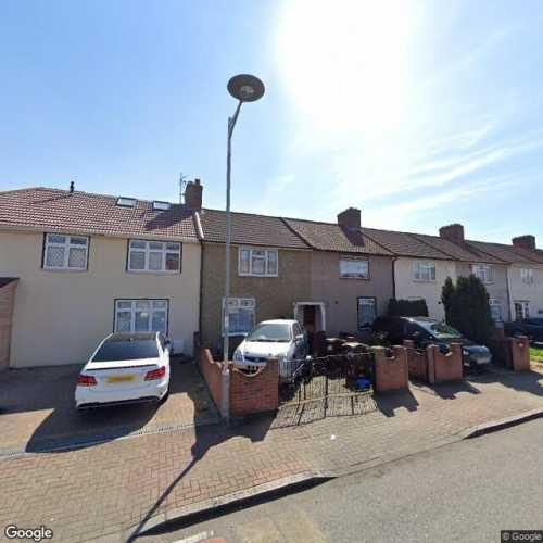 Parking Space to Rent in Dagenham, RM9