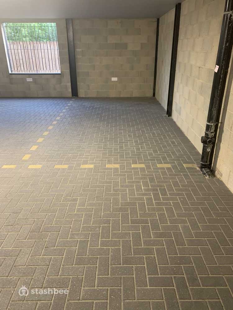 Parking Space to Rent in Tilbury, RM18