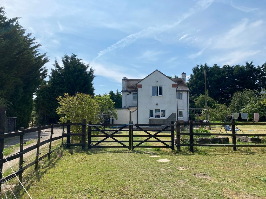 Equestrian with outbuildings, Sleaford