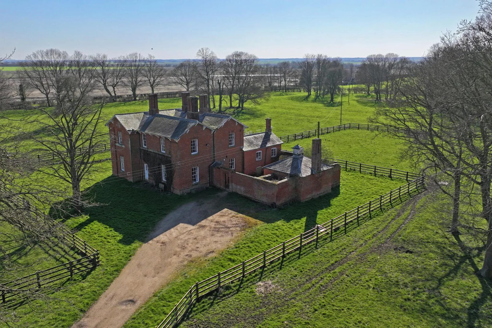 Stixwould: farmhouse with paddocks