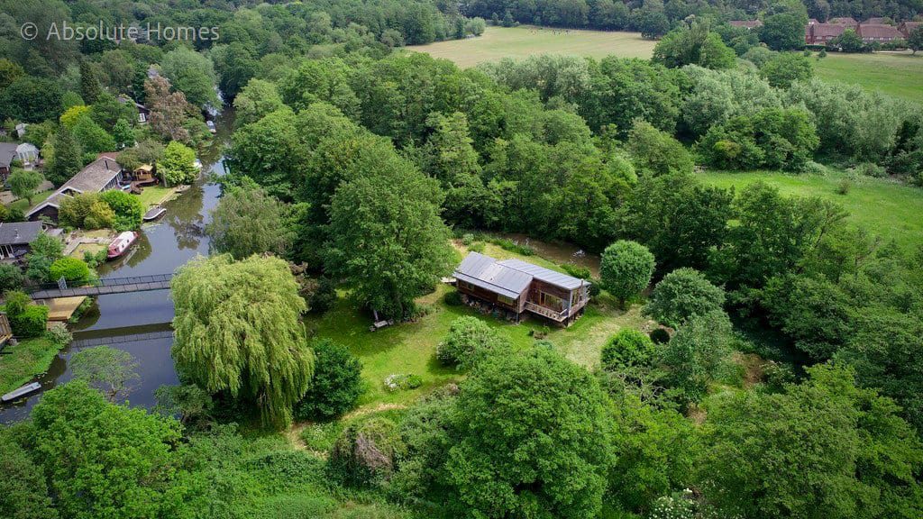 Trinity Island Weybridge KT13 8XY