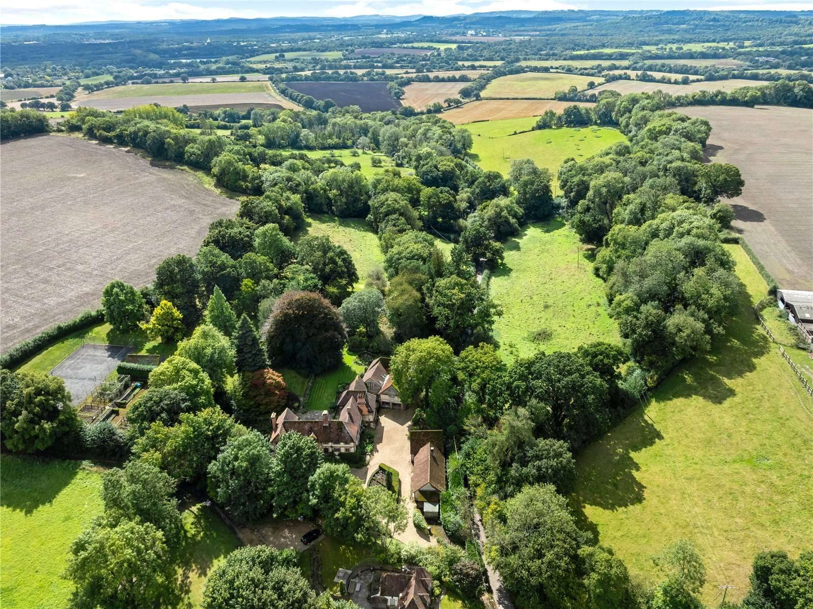 Grade II listed country house in Bordon