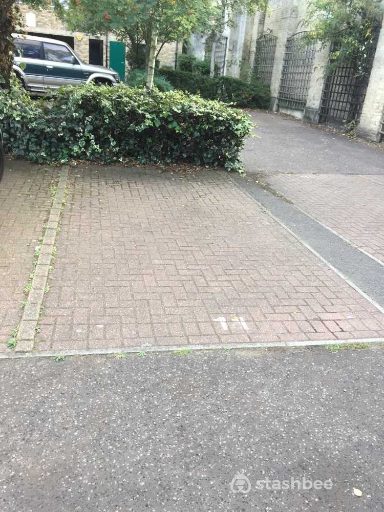 Parking Space to Rent in South East London, SE8