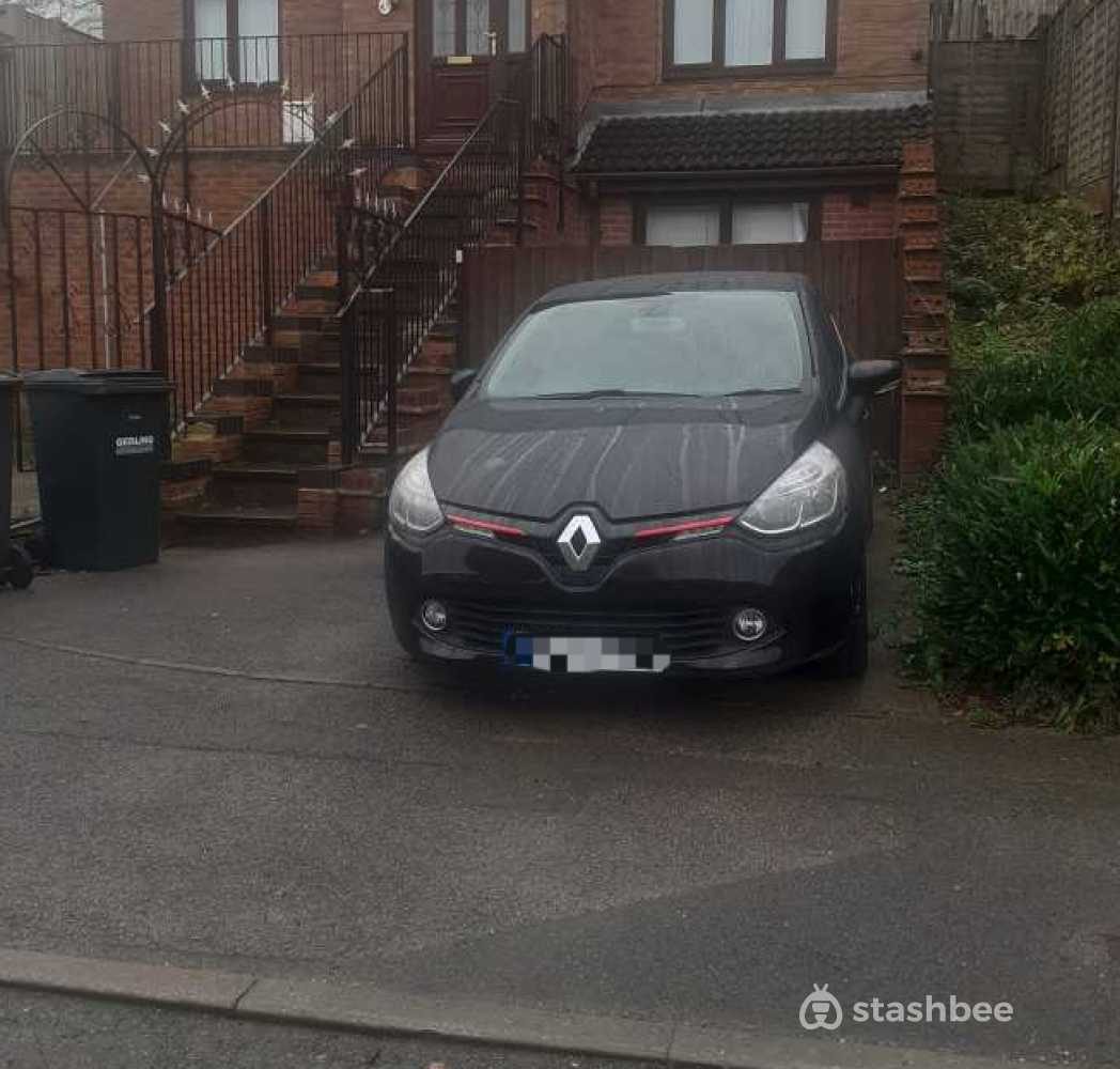 Parking Space to Rent in Nottingham, NG4