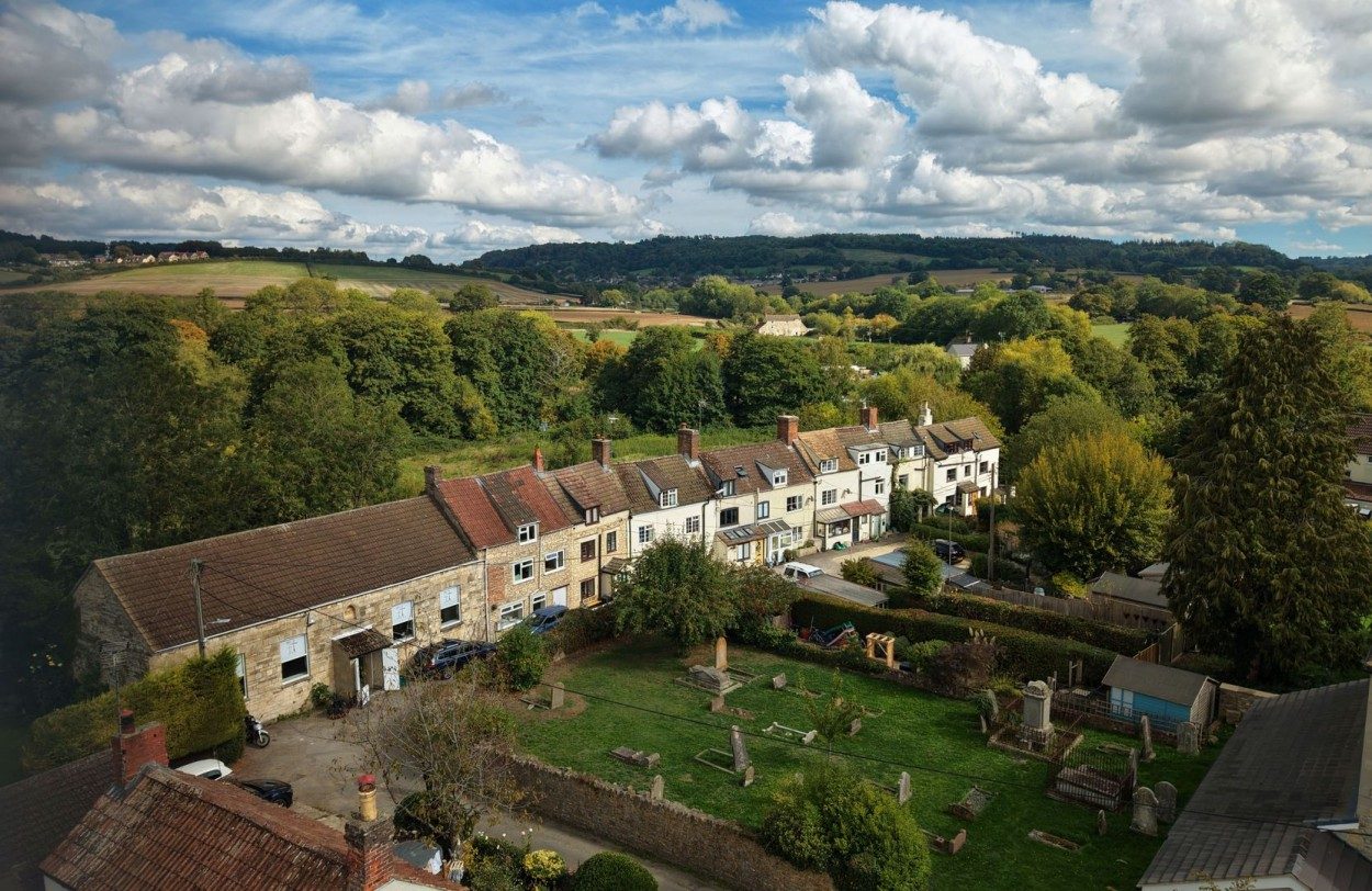 For Sale - 2 bed Terraced House
