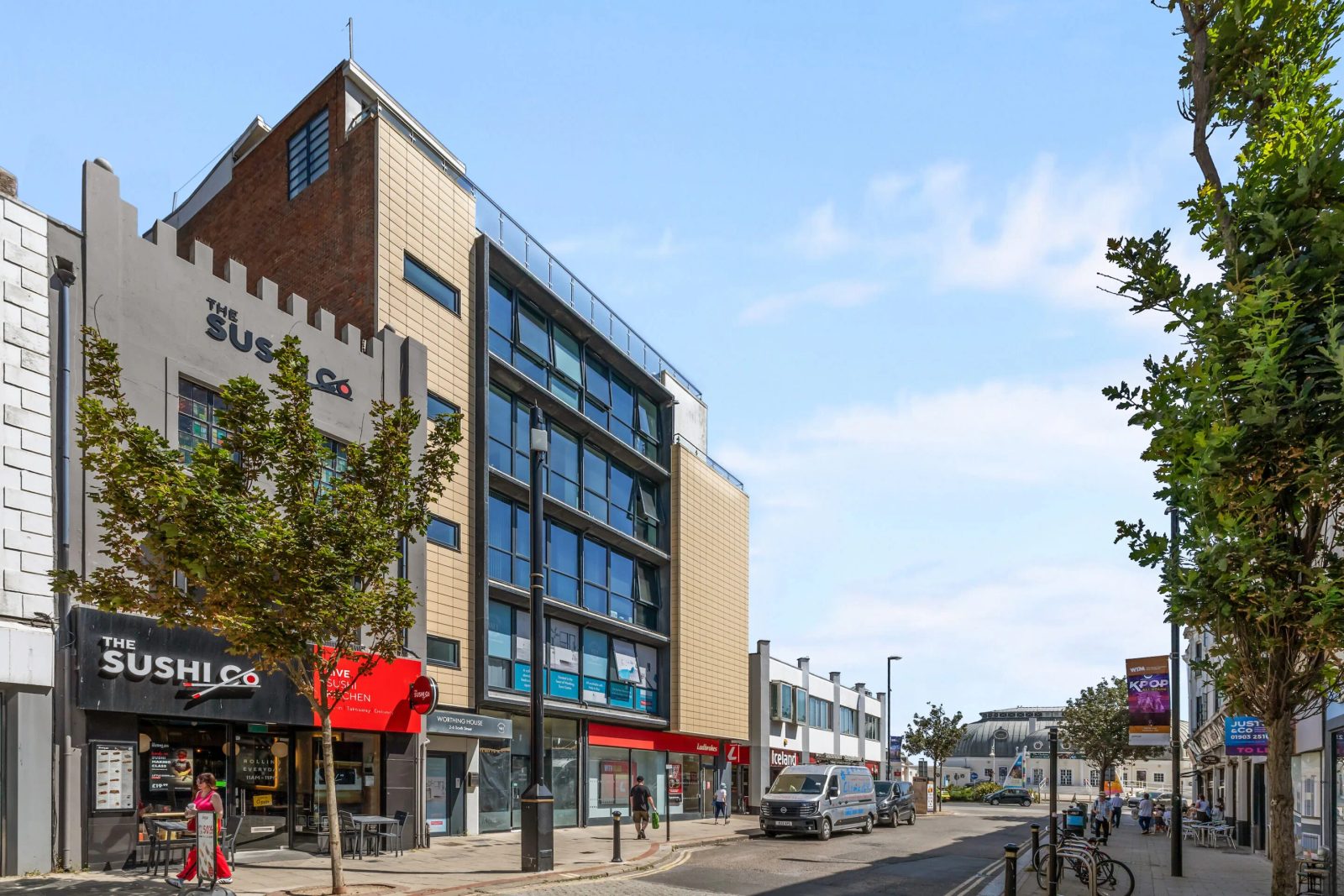 Chain free waterfront apartment, Worthing