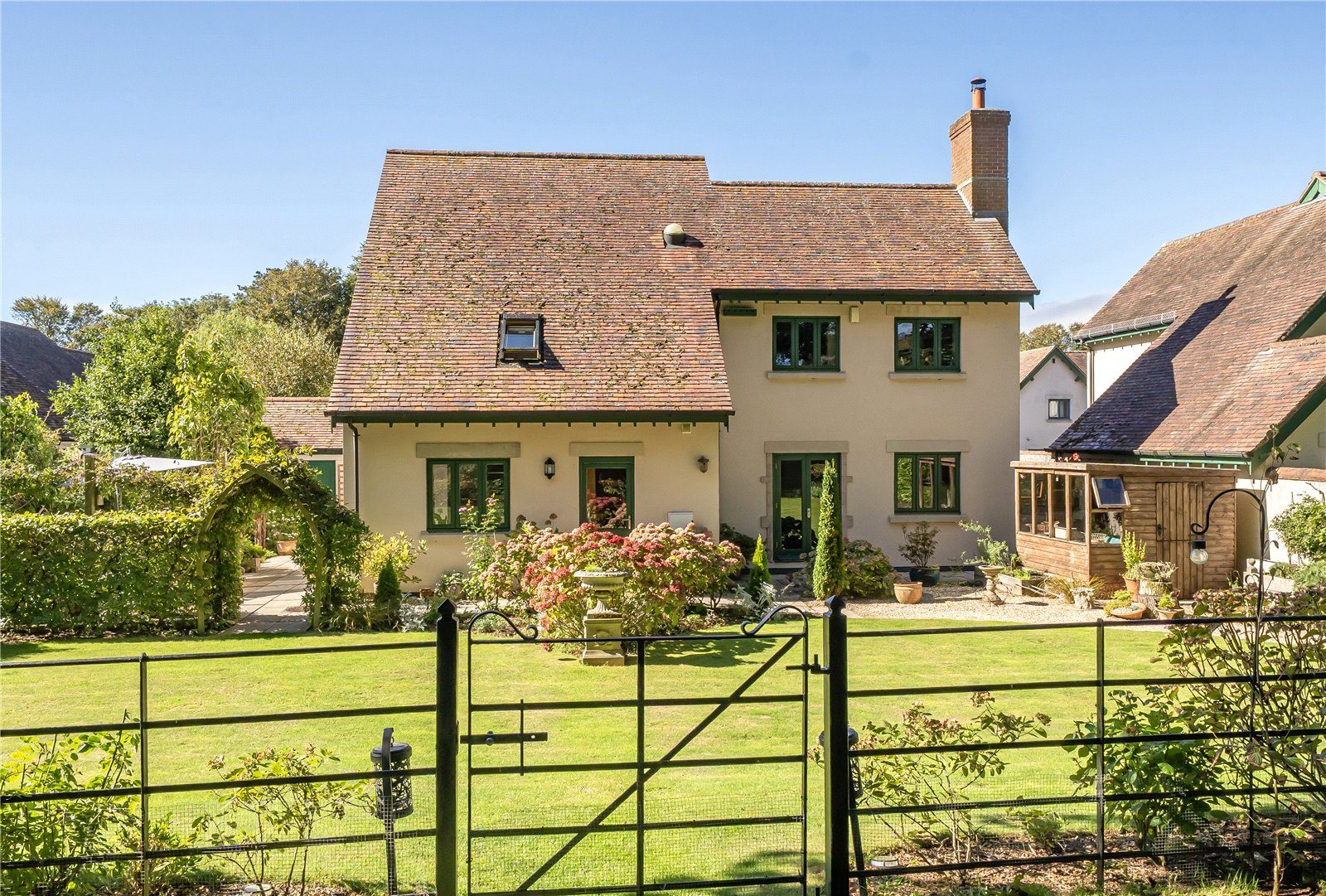 Old Home Farm, Rousdon, Lyme Regis, Devon, DT7 3YL