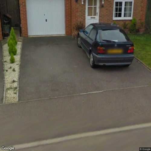 Parking Space to Rent in Rushden, NN10