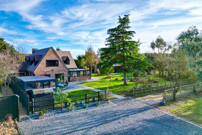 Fen Drayton: detached house with outbuildings