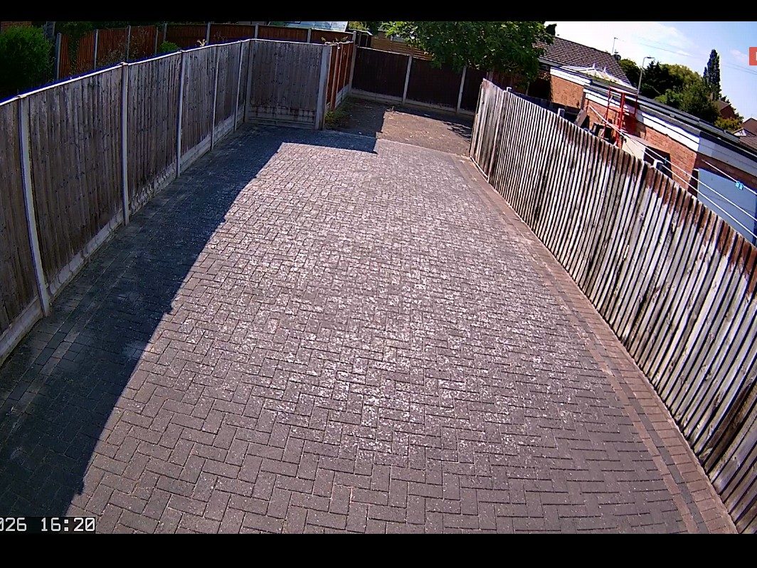 Driveway on Dakyn Road