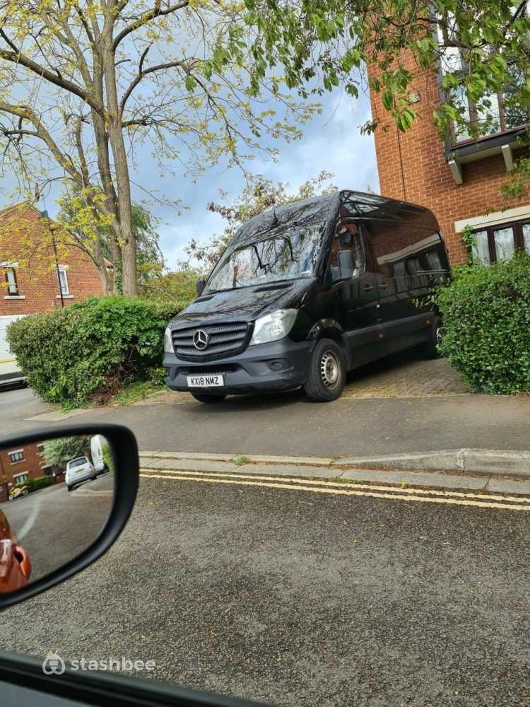 Parking Space to Rent in Feltham, TW13