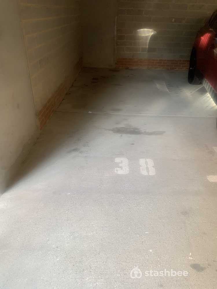 Parking Space to Rent in South East London, SE28