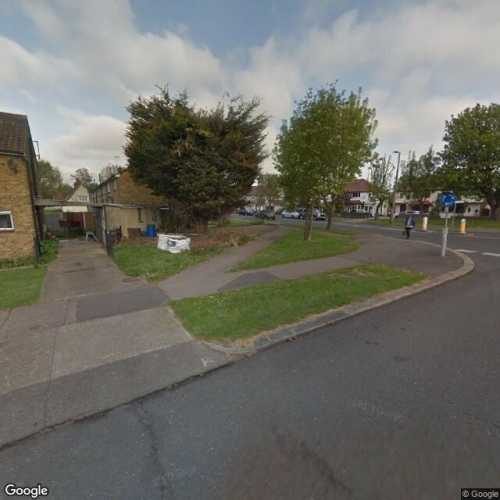 Parking Space to Rent in Southend-on-sea, SS2