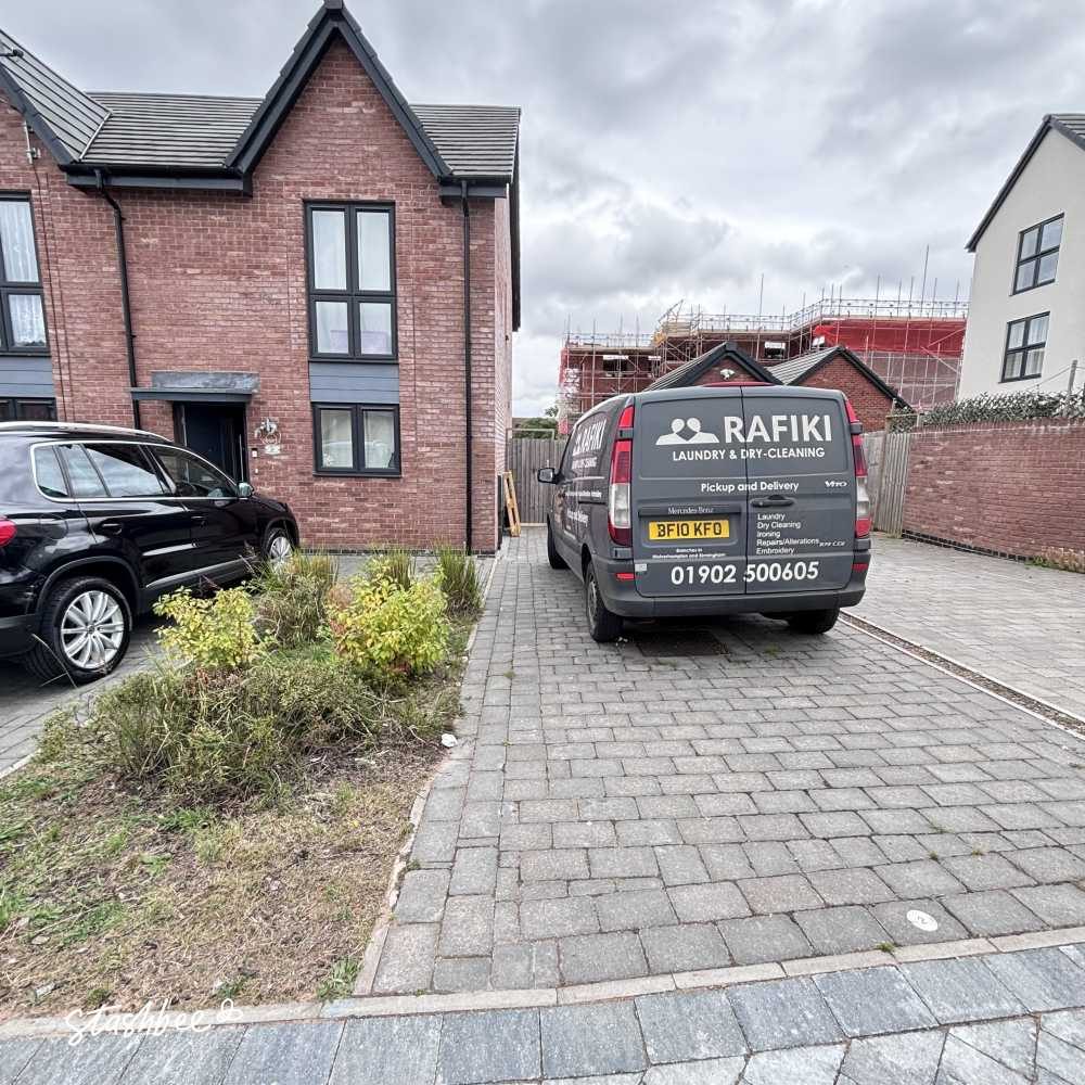 Parking Space to Rent in Solihull, B90