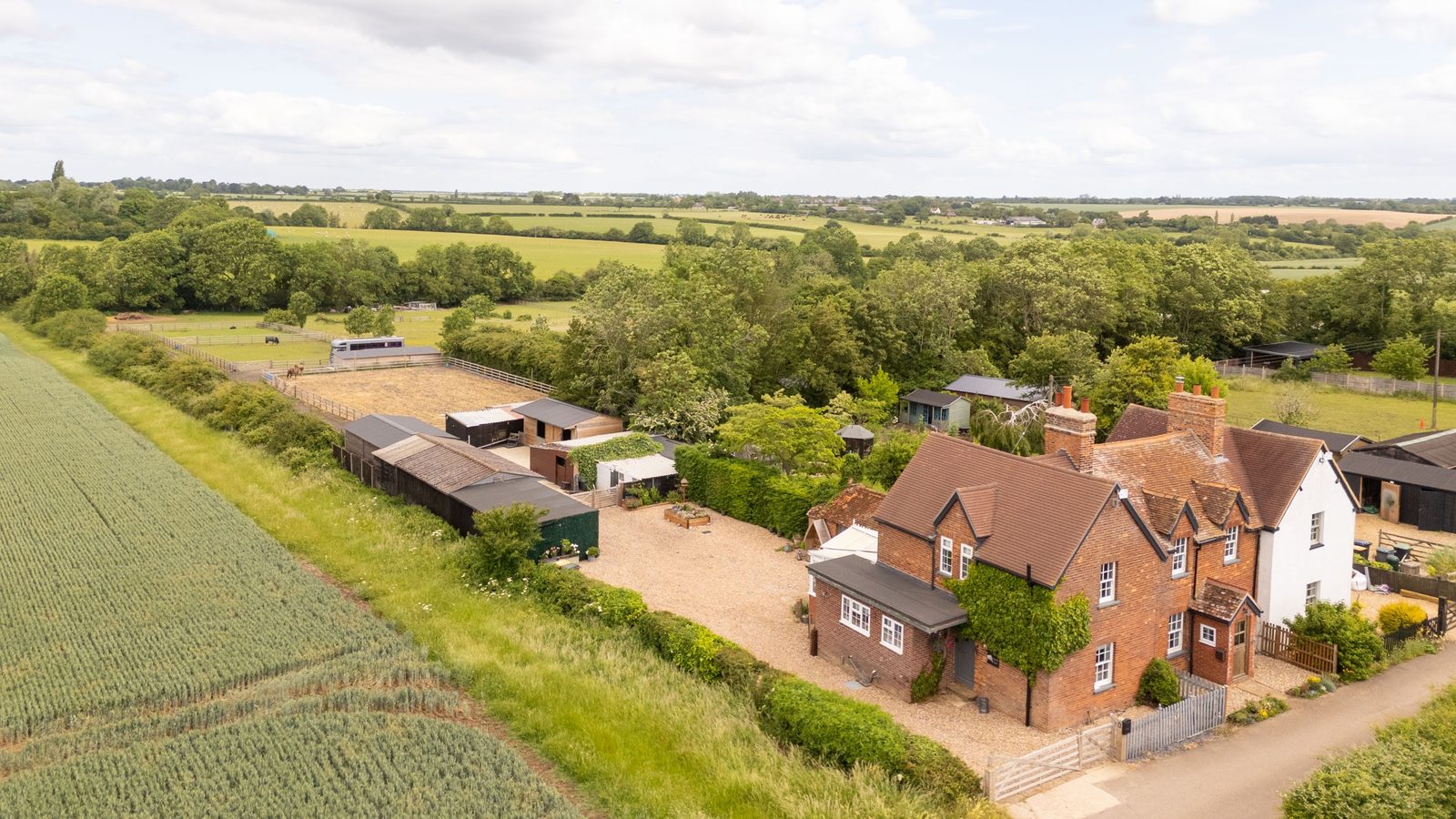 Old Milton Road, Thurleigh, MK44