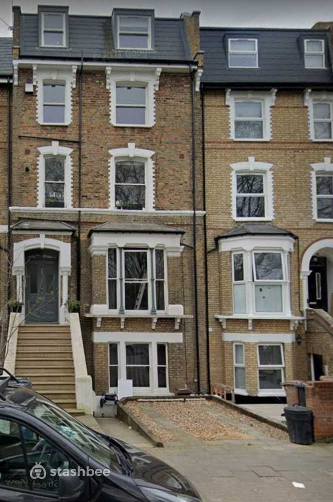 Parking Space to Rent in North London, N16
