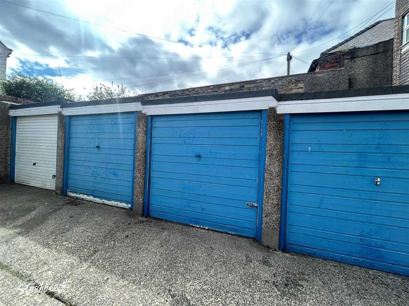 Lock-up Garage to Rent at Trentham Road, RH1 6JB
