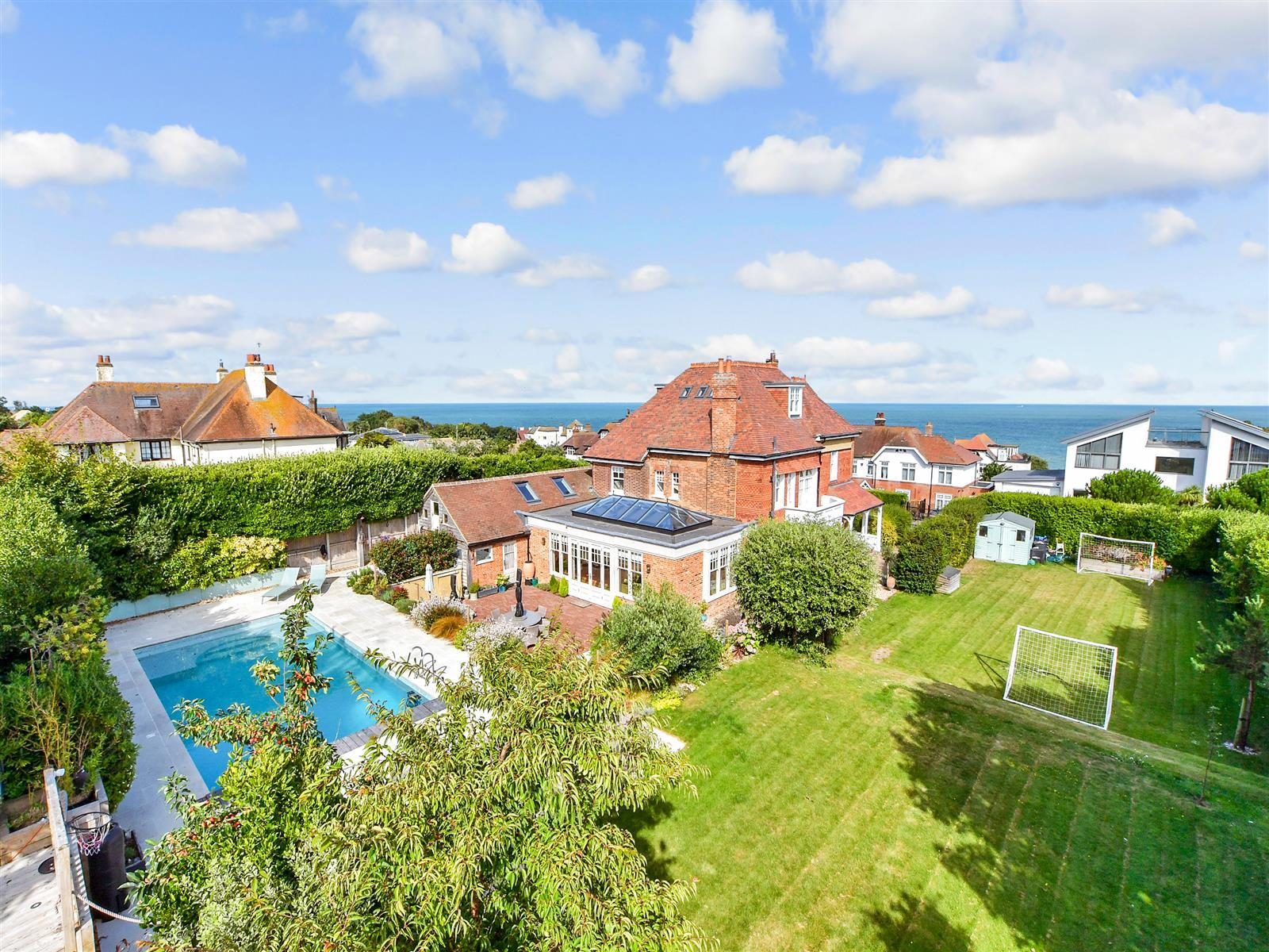 Detached House for sale with 5 bedrooms, Fordyce, North Foreland Avenue