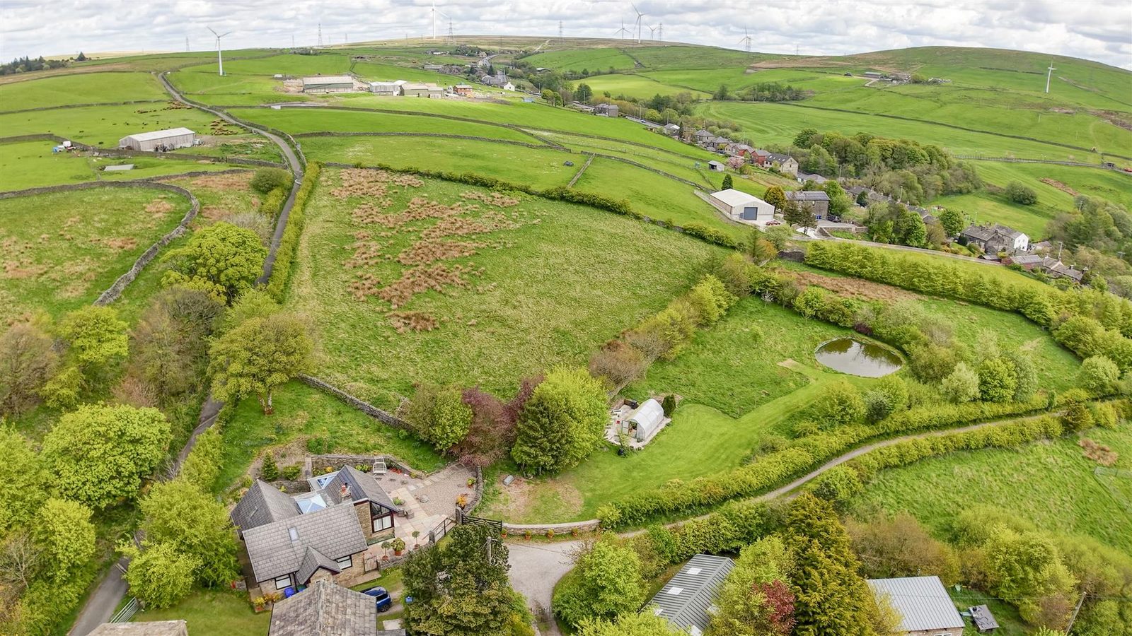 Detached House for sale with 3 bedrooms, Todmorden Old Road, Bacup