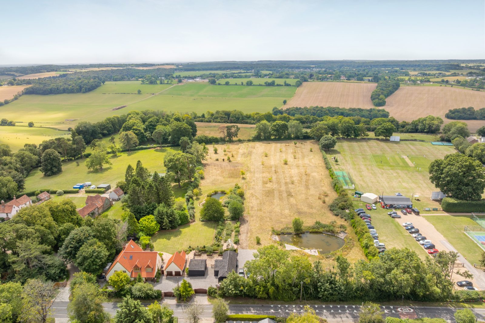 Detached House for sale with 7 bedrooms, Chinnor Road, Bledlow Ridge