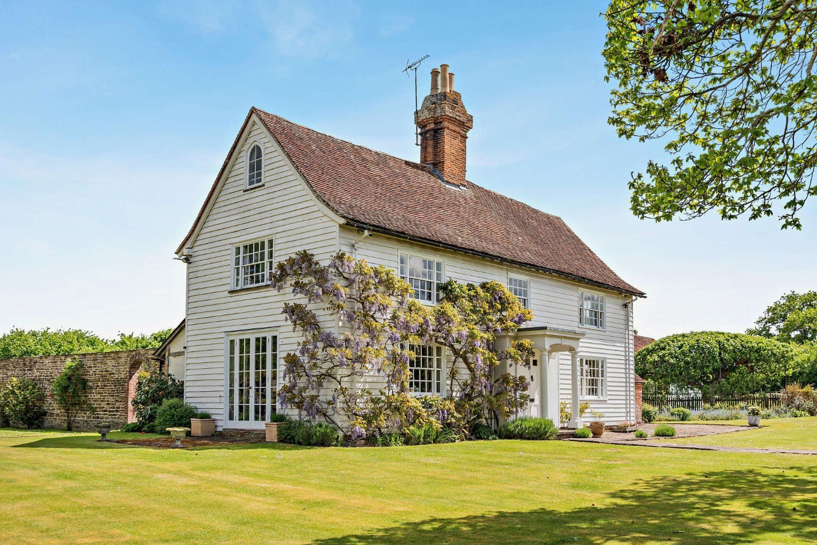Horsham West Sussex RH13 0QT Lyons Road, Slinfold