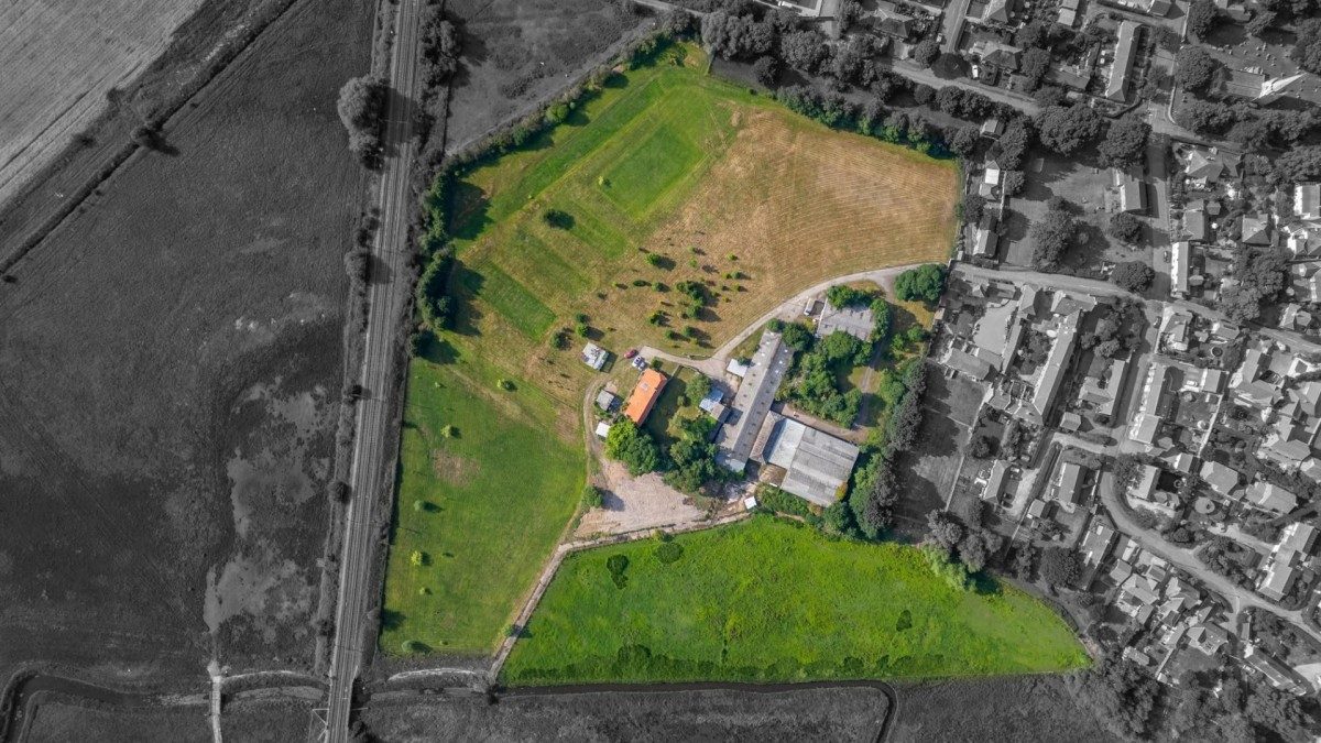 Doncaster: house with outbuildings