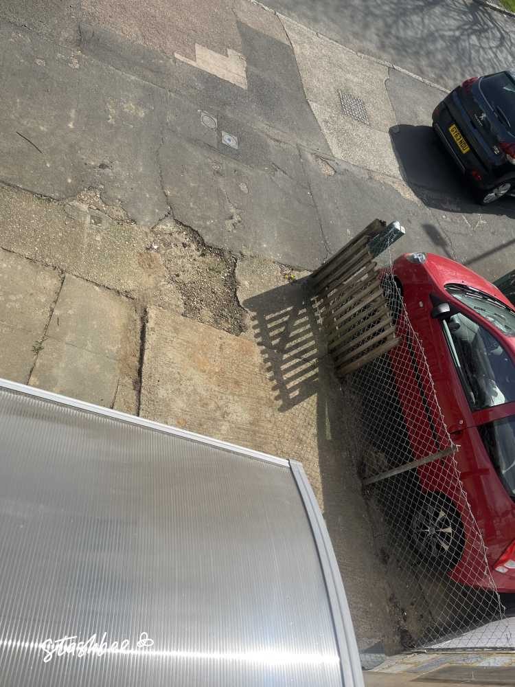 Parking Space to Rent in Slough, SL1