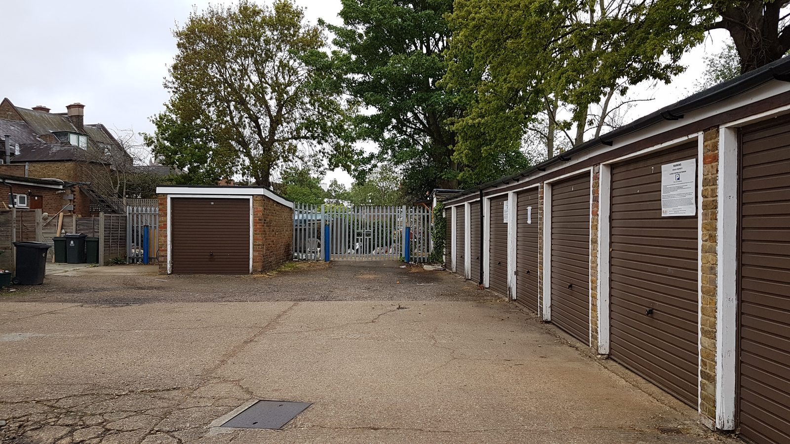 Ewell Road (access adj 293) Surbiton, London
