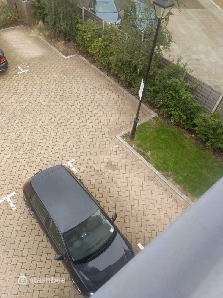 Parking Space to Rent in Ilford, IG6