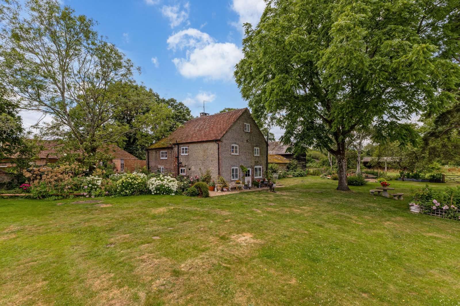 Period farmhouse, Pulborough