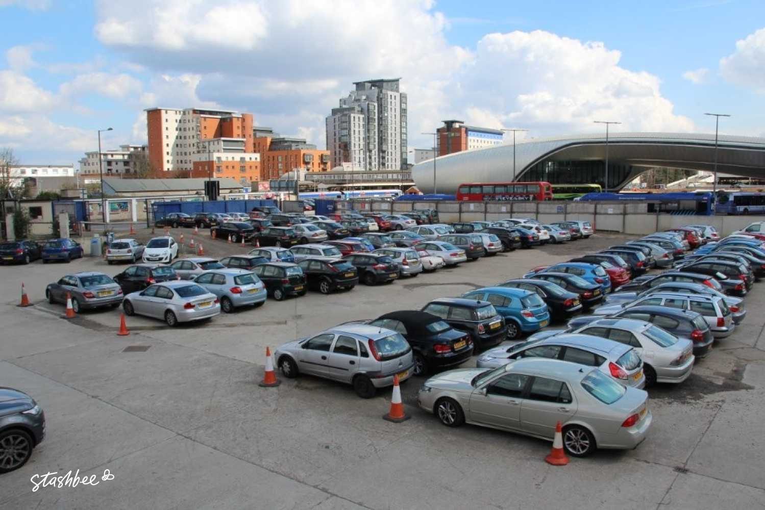 Parking Space to Rent in Bradford, BD6