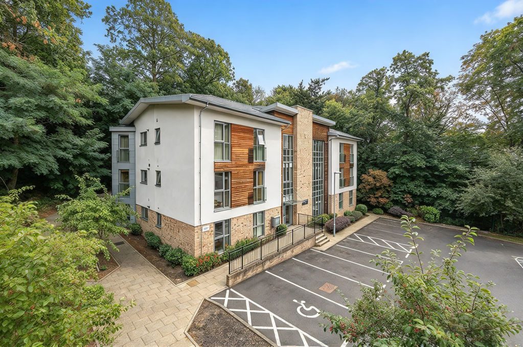 Railton Close, Weybridge