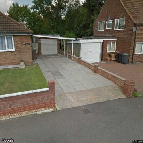 Parking Space to Rent in Luton, LU4