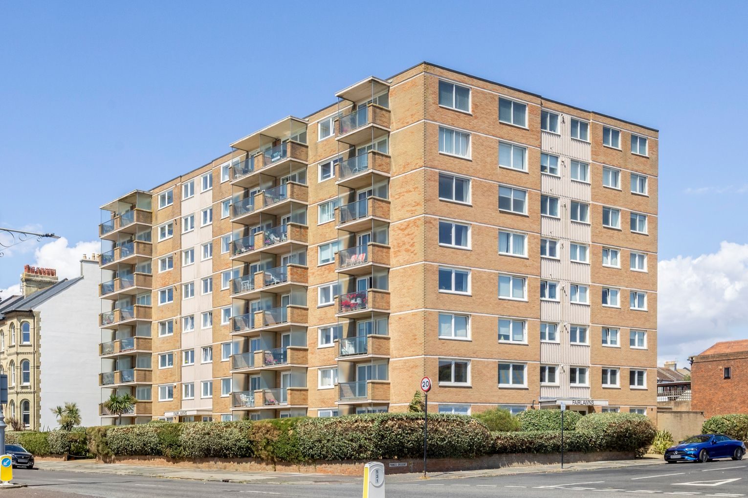 Fairlawns, Kingsway, Hove, BN3 4FZ