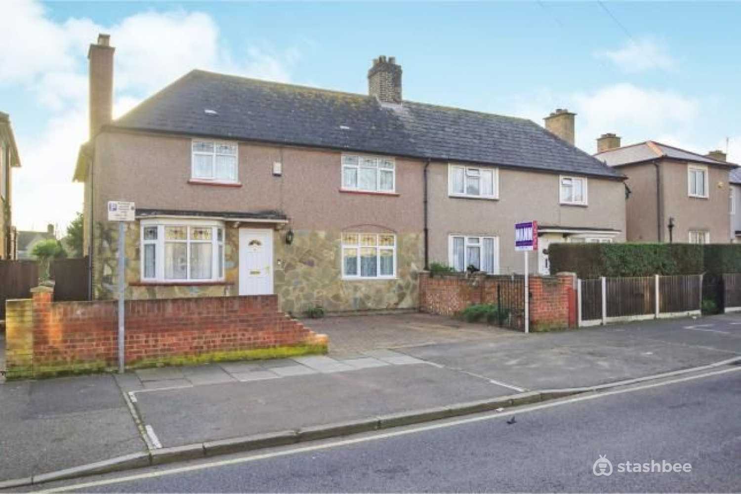 Parking Space to Rent in Welling, DA16