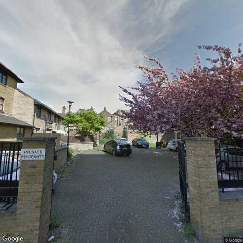 Parking Space to Rent in North London, N1