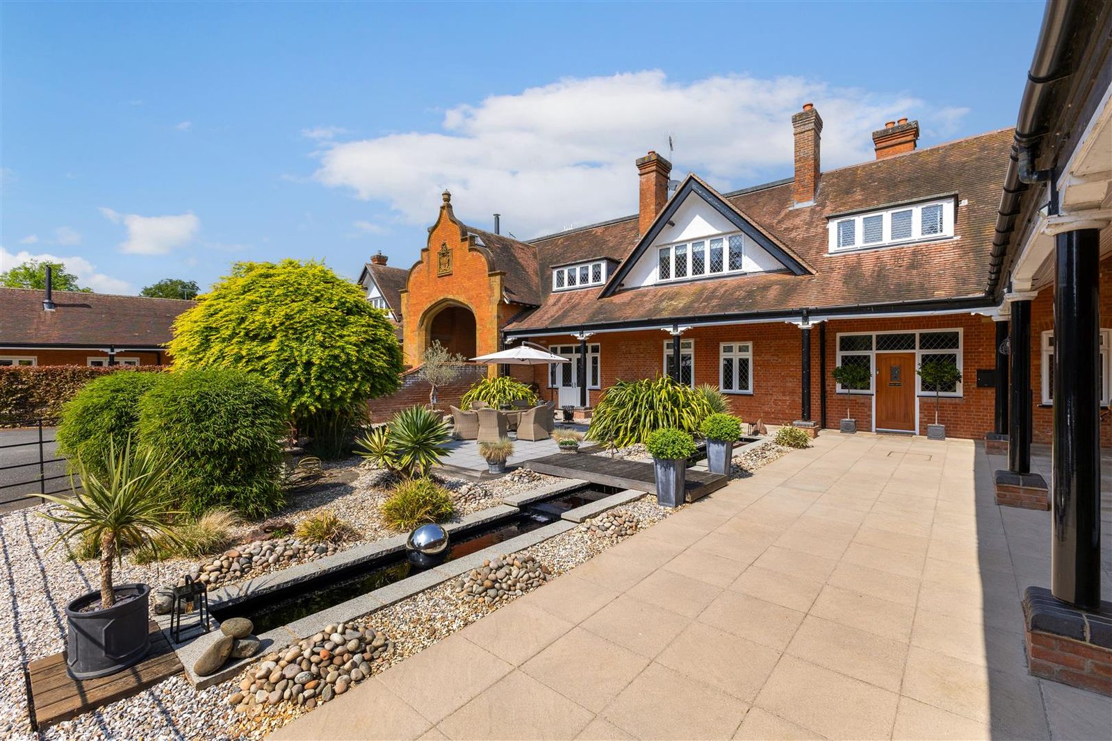 Moreton Paddox, Moreton Morrell, Warwick