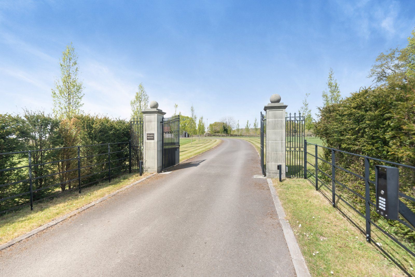 Salisbury Wiltshire SP3 6AU East Knoyle