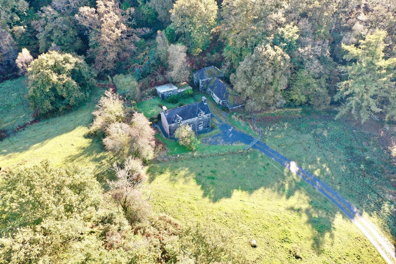 Farmhouse with outbuildings in Dolwyddelan