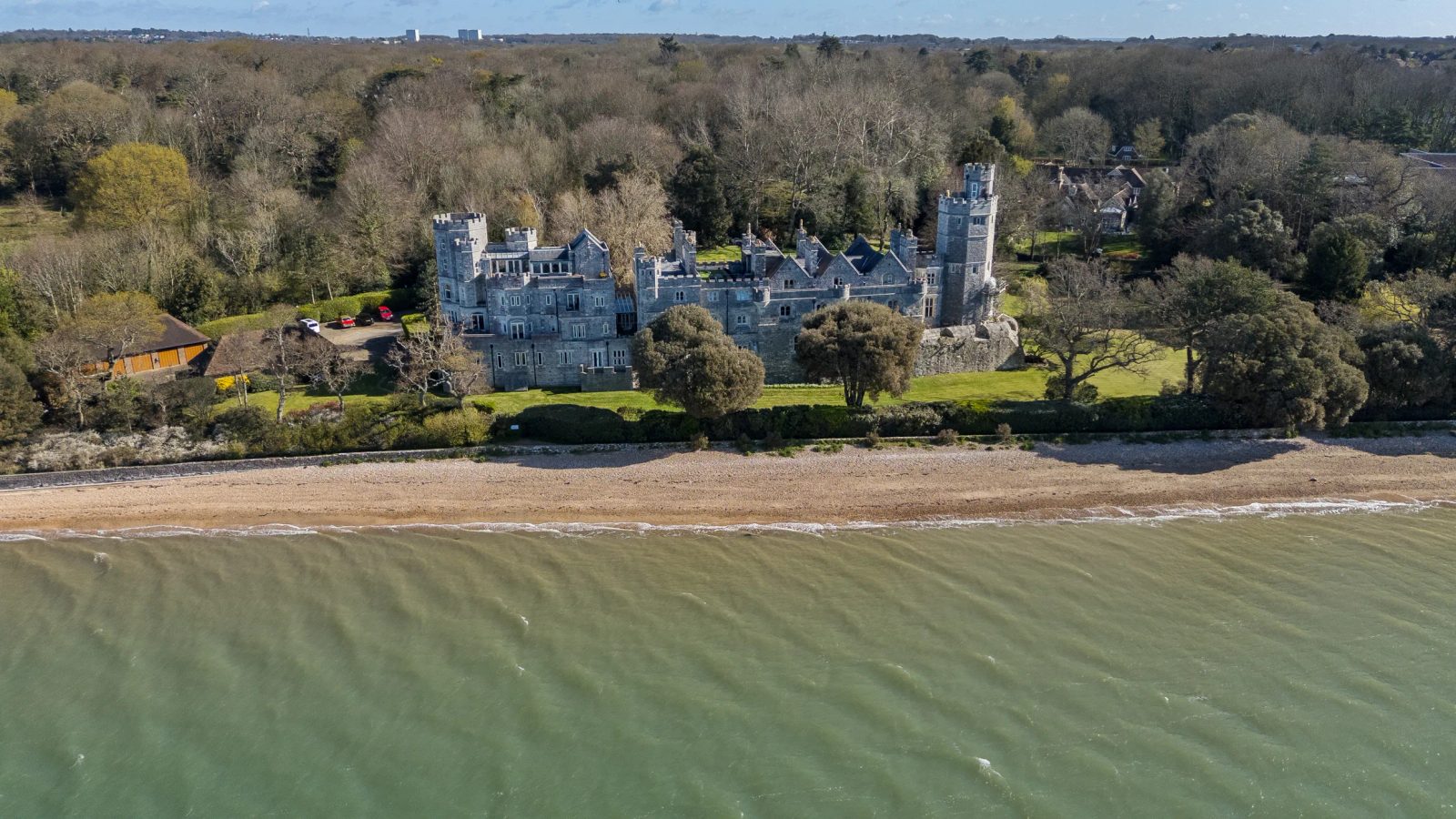 Grade II* listed apartment, Netley Abbey