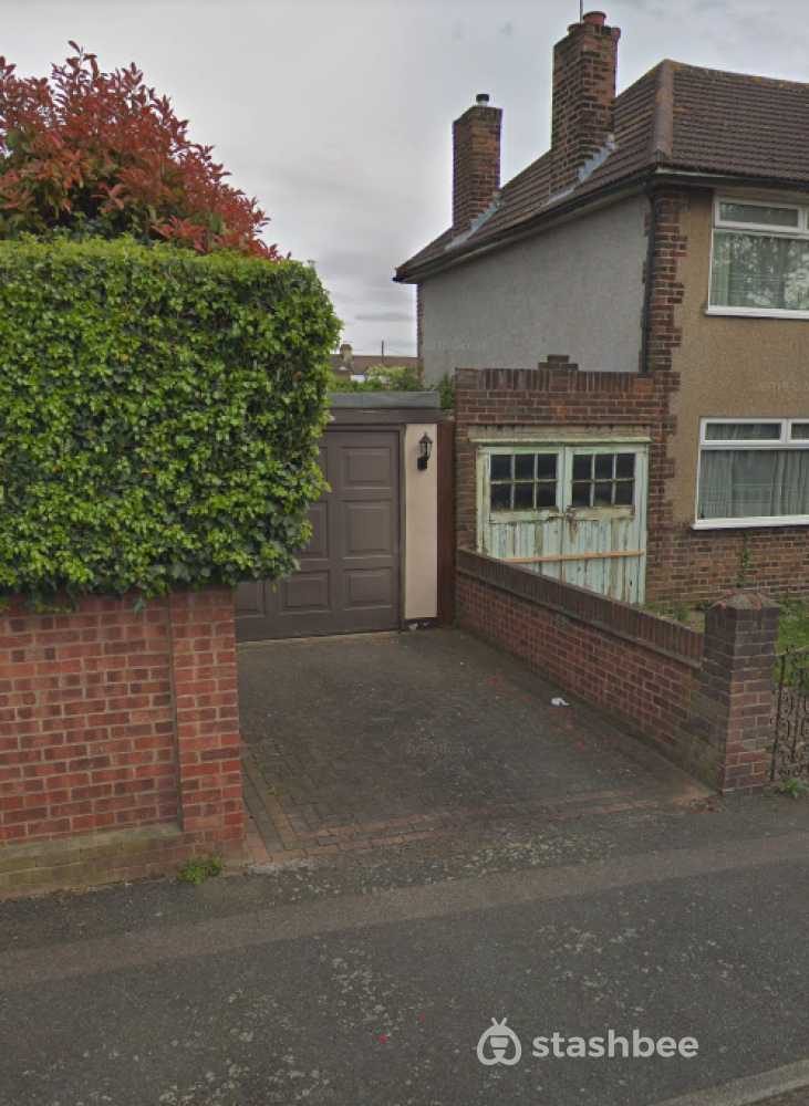 Parking Space to Rent in Hornchurch, RM12