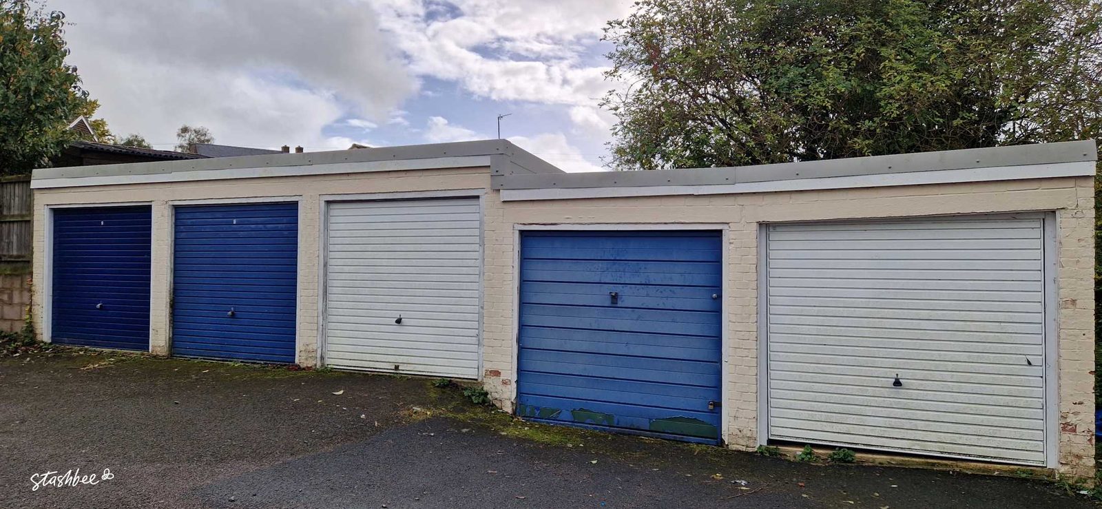 Secure Lock-up Garage to Rent on Blackberry Lane, Devizes