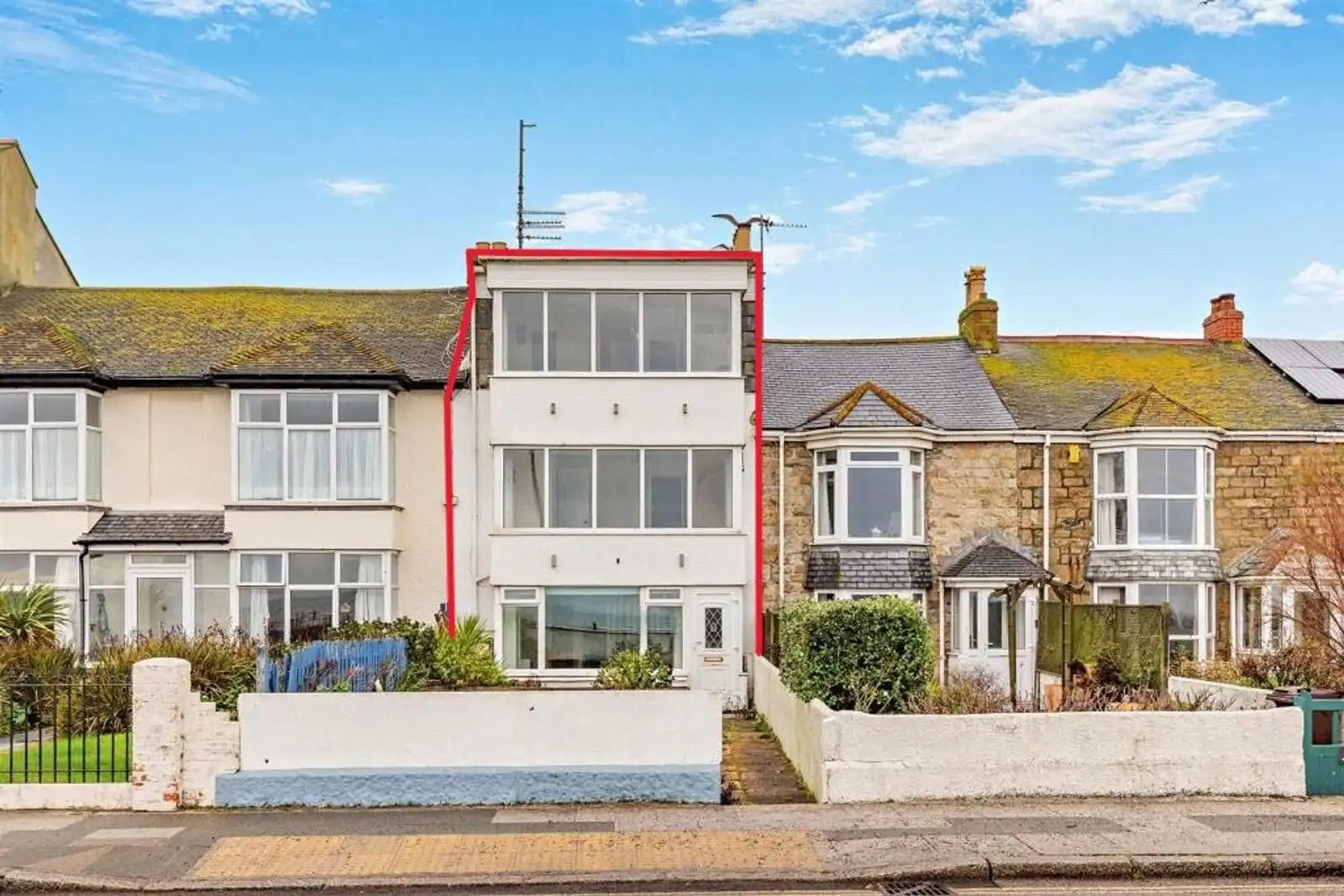 Shoreline, 17 Marine Terrace, Penzance, Cornwall, TR18 4DL