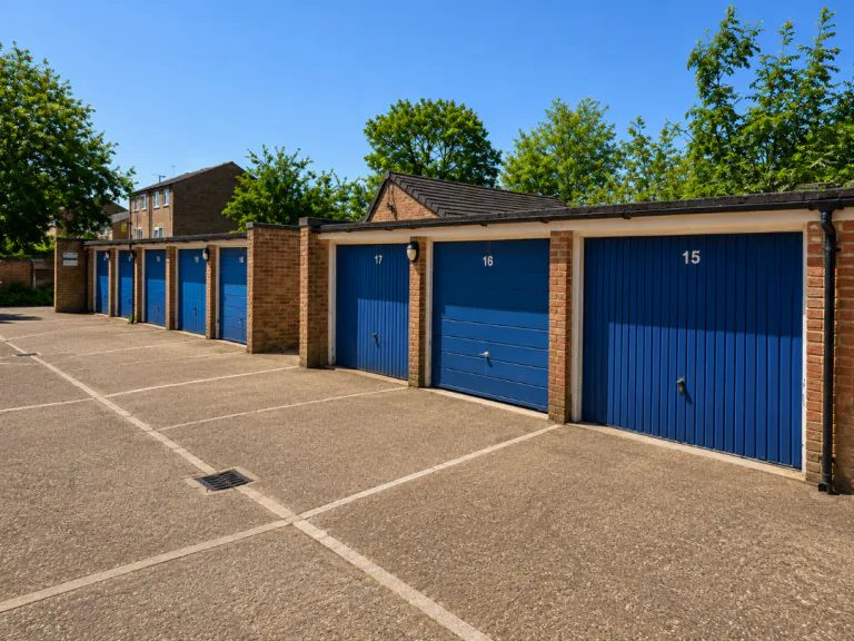 Turin Court, Andover