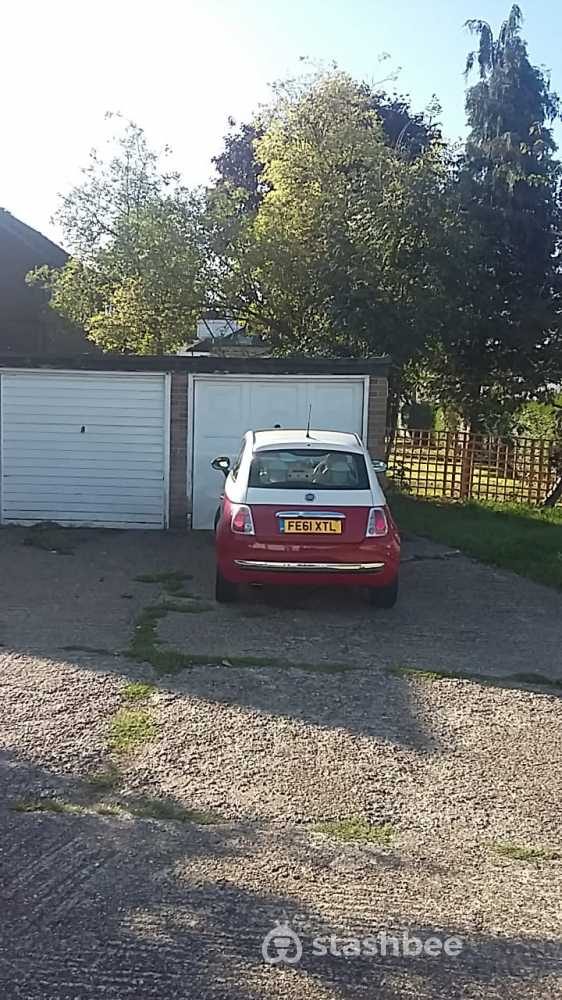 Parking Space to Rent in Whyteleafe, CR3