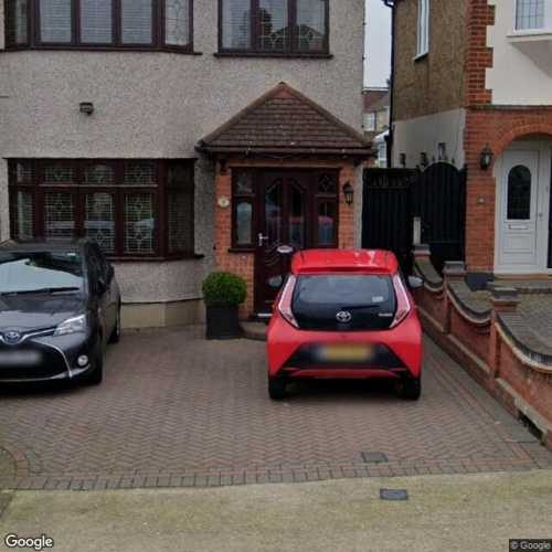 Parking Space to Rent in Romford, RM1