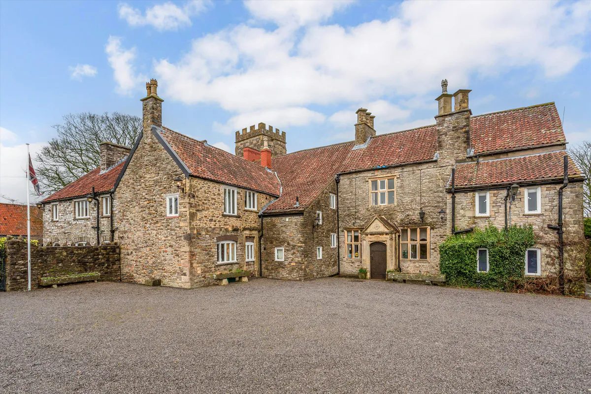 Land with outbuildings, Bristol BS35