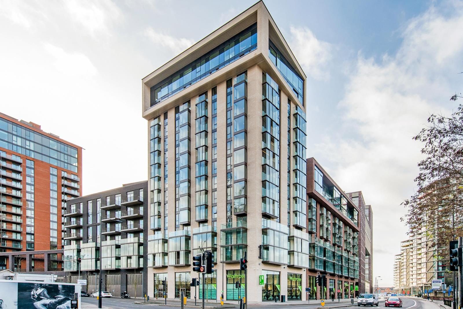 2 Bedroom Apartment Let in London, SW8