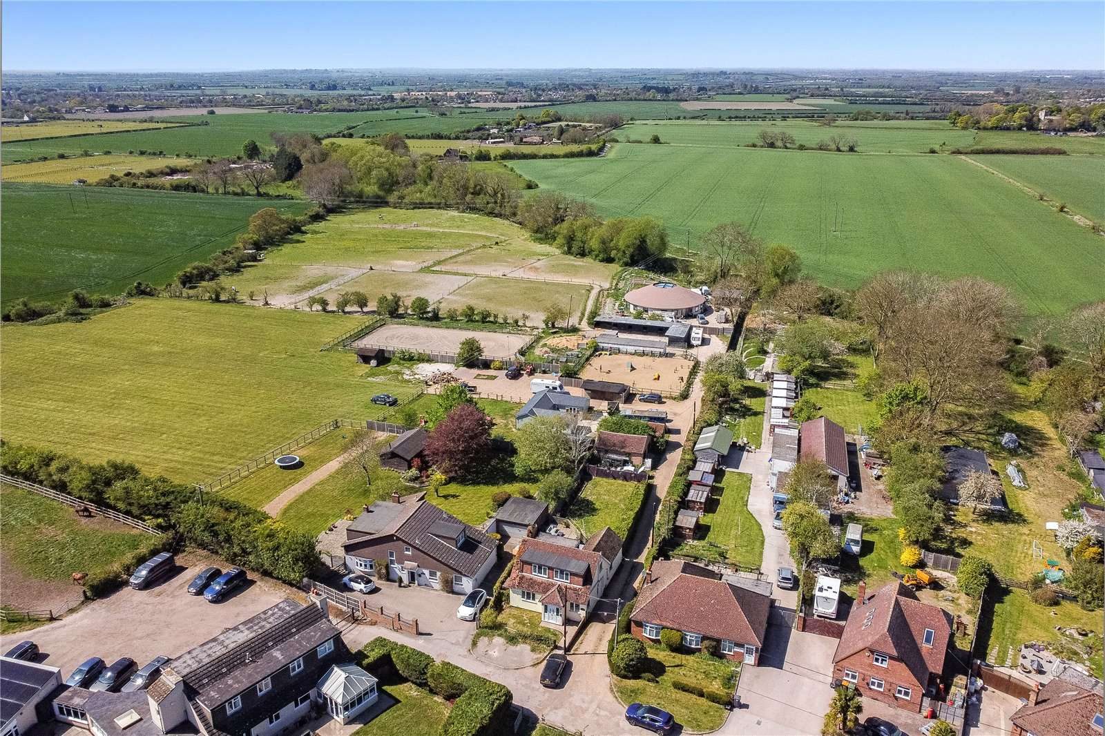 Detached house with outbuildings, Dunstable